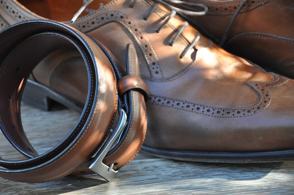 Why leather shoes as the choice for Men's footwear fashion for formal or casual occasions 