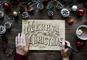 The Pros and Cons of Sending E Christmas cards