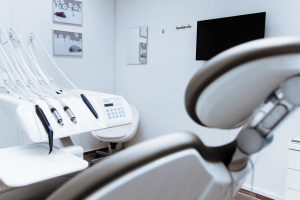 How to Know When You Need a Tooth Extraction