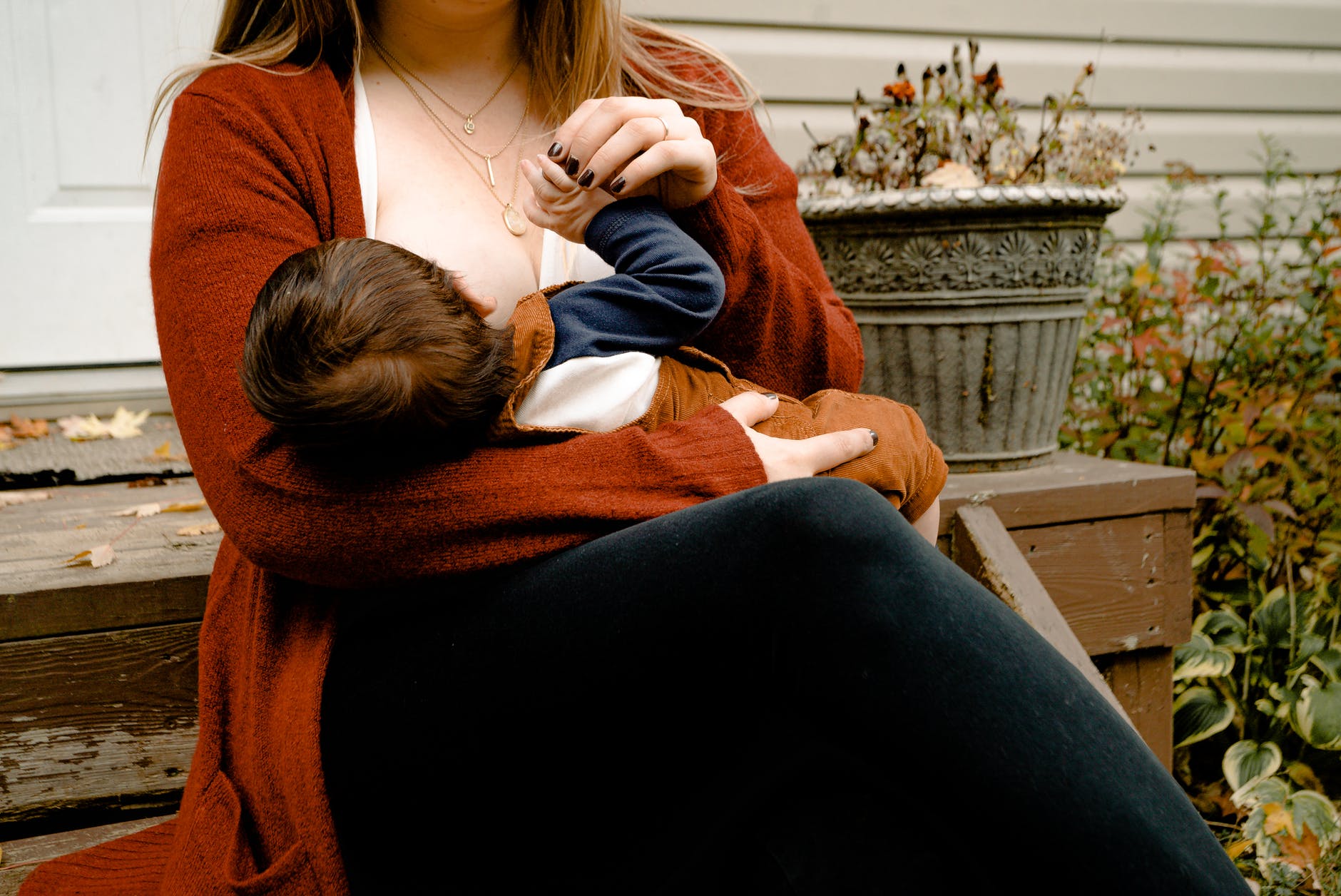 How Can Breastfeeding Problems Be Avoided?