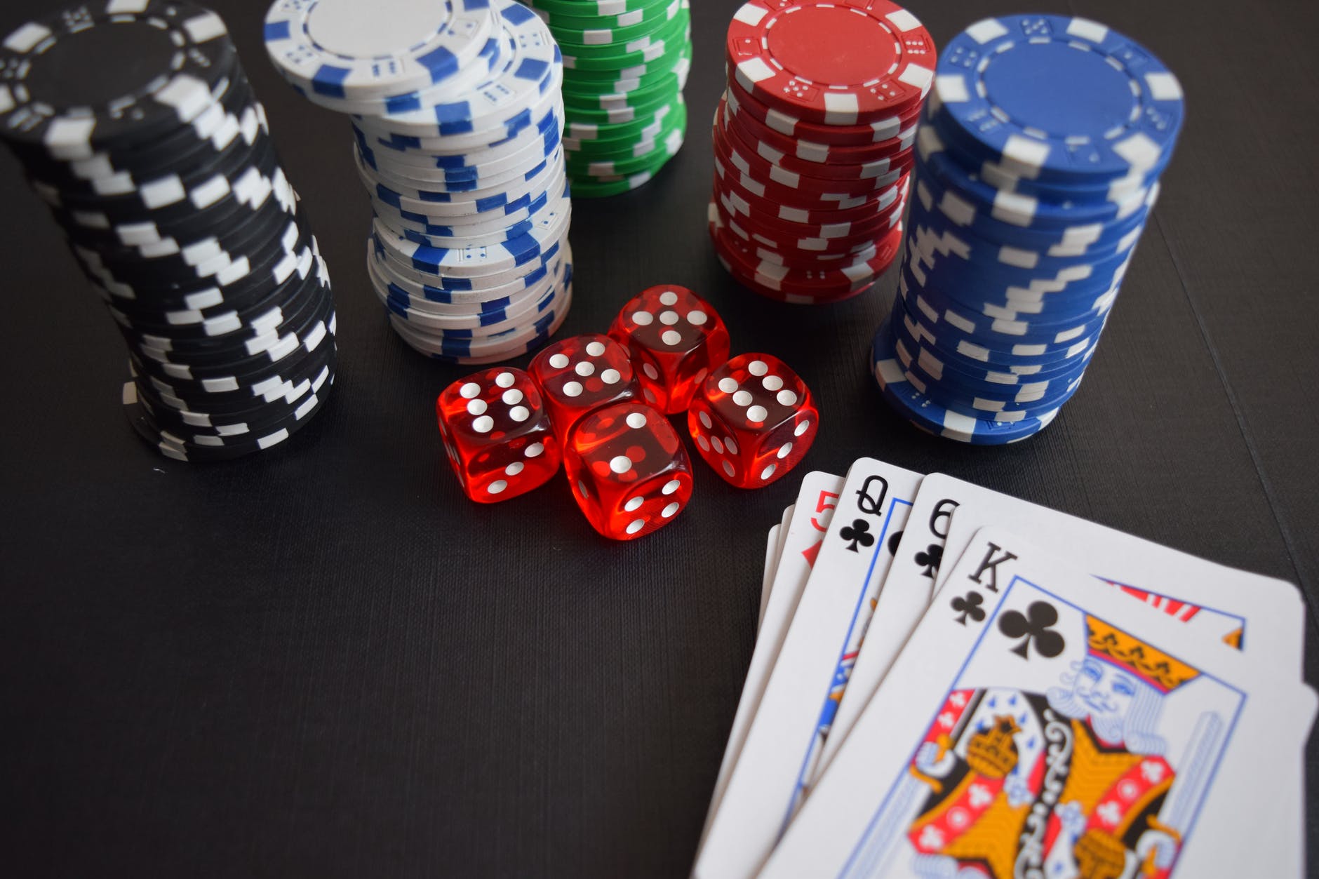 5 Expert Poker Tips For Beginners