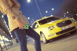 Navigating the World of Luxury Transportation: A Guide to Airport Car Services