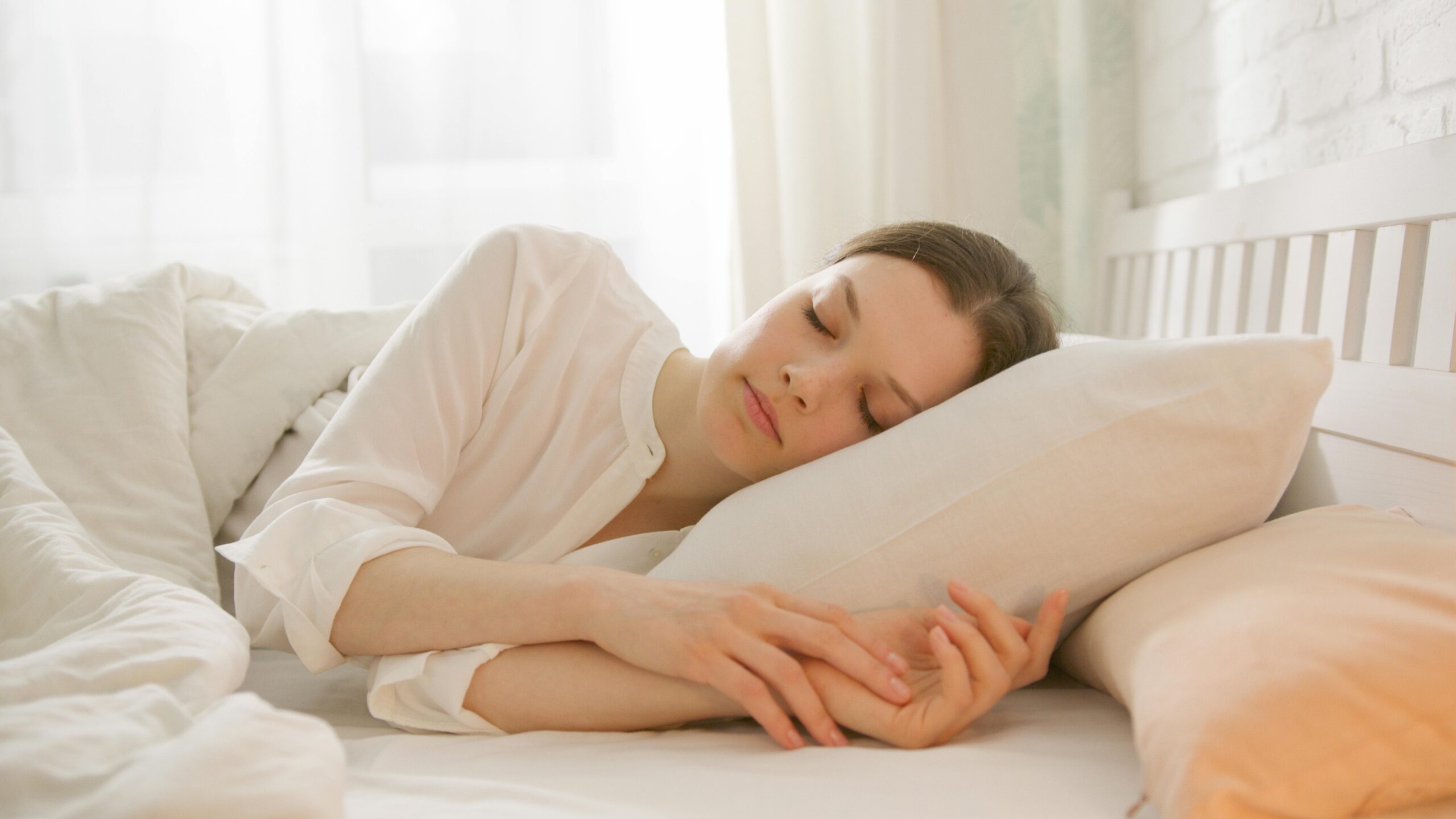 Shift Work Lifestyle Support: Why Non-Traditional Schedules Benefit from Professional Mattress Cleaning Service Singapore